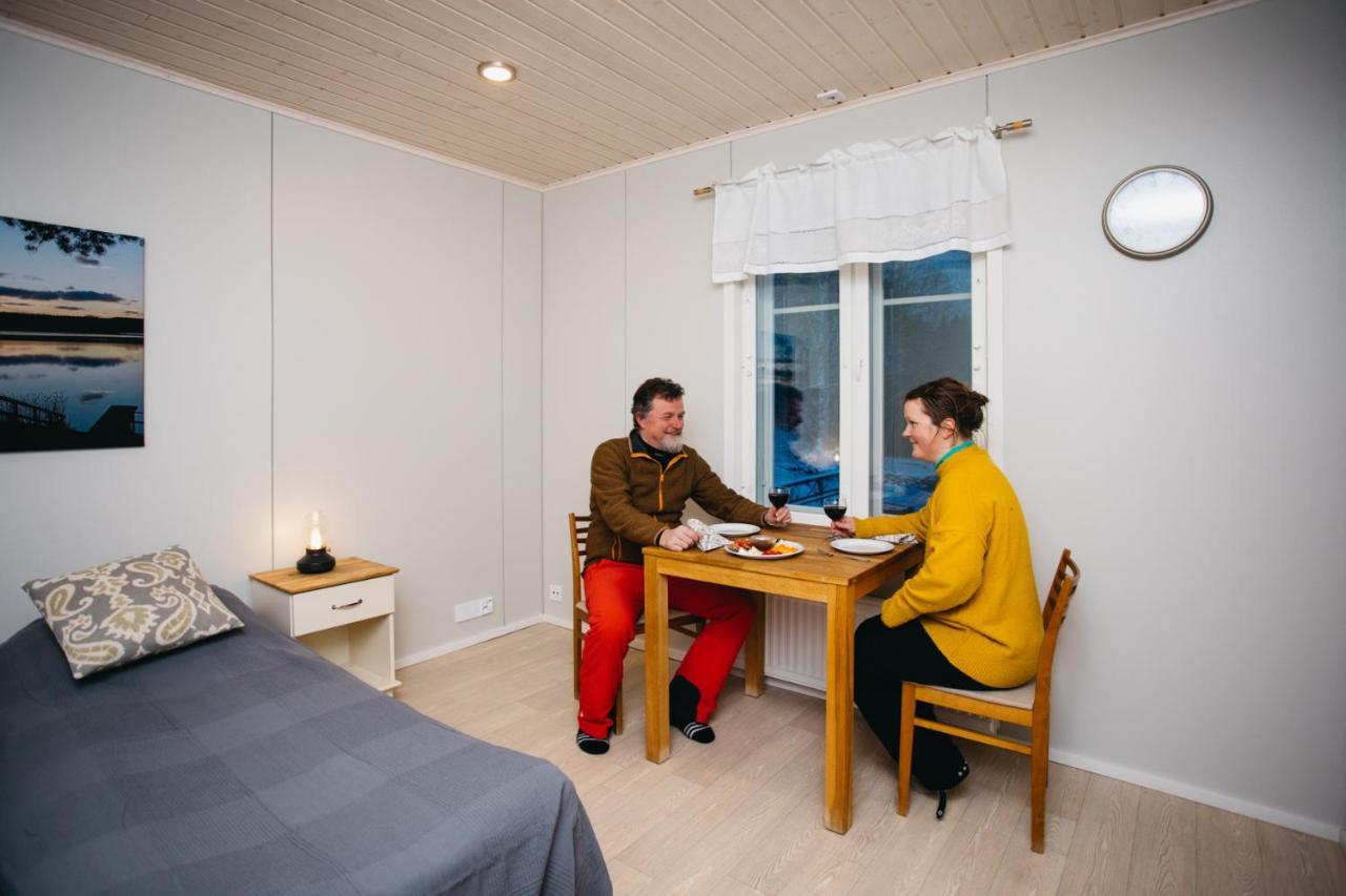 Labbnaes Semesterhem, Radhuset Kemitoön Eksteriør billede